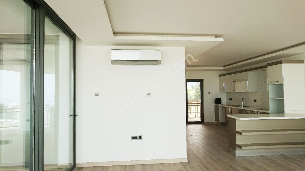 Flat For Sale in Girne Merkez, Kyrenia