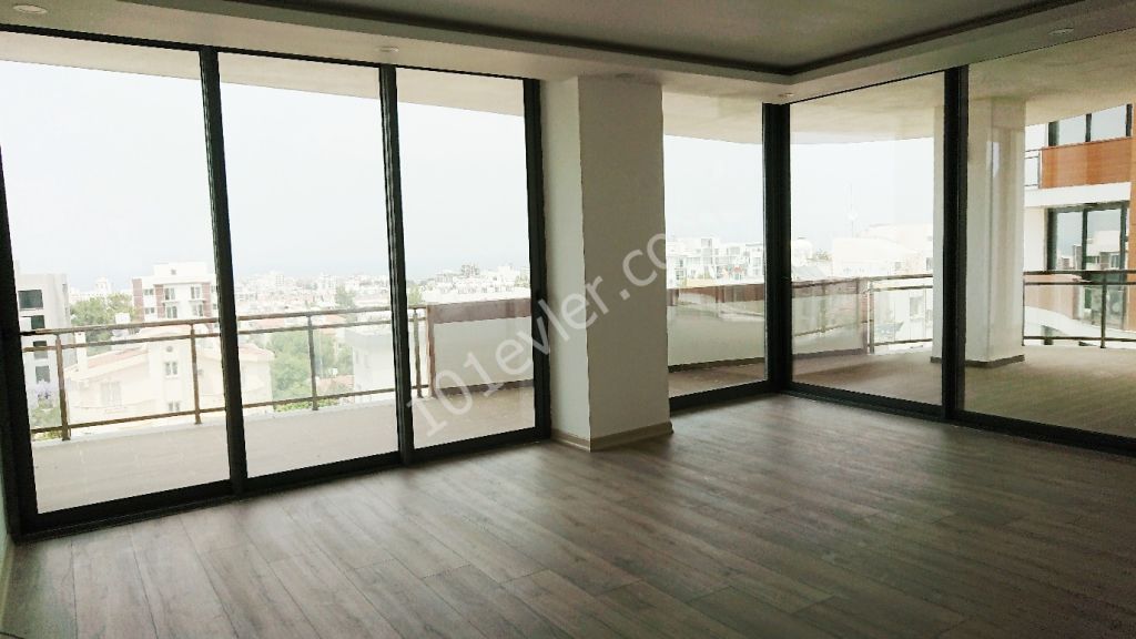 Flat For Sale in Girne Merkez, Kyrenia