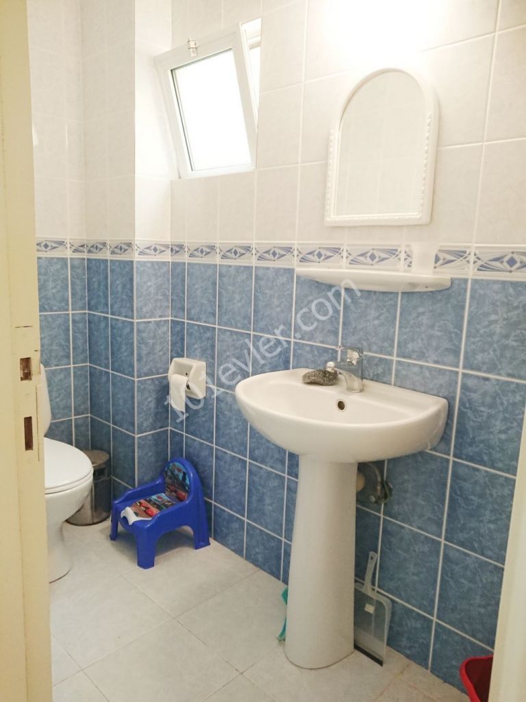 Flat To Rent in Girne Merkez, Kyrenia