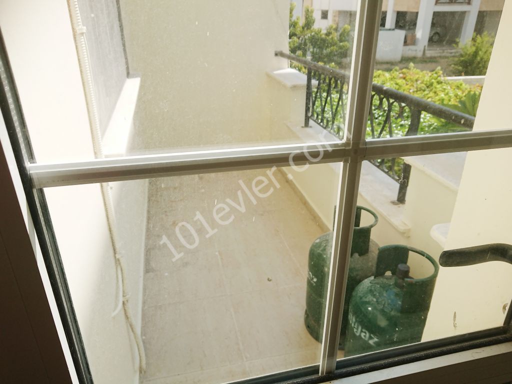 Flat To Rent in Girne Merkez, Kyrenia