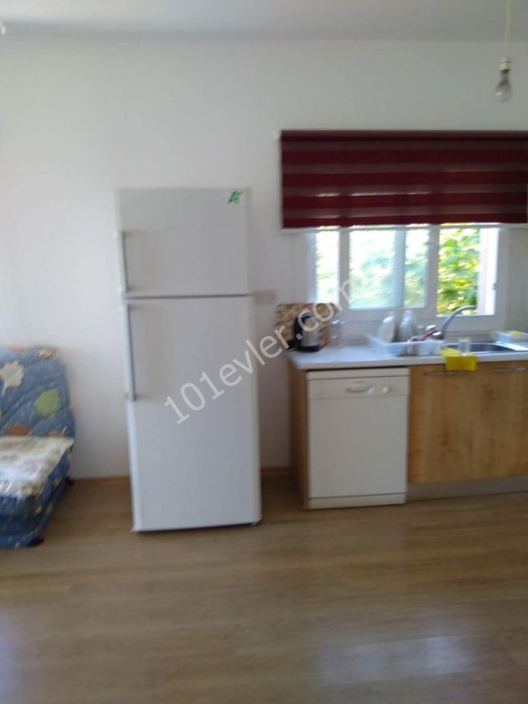 Flat For Sale in Zeytinlik, Kyrenia