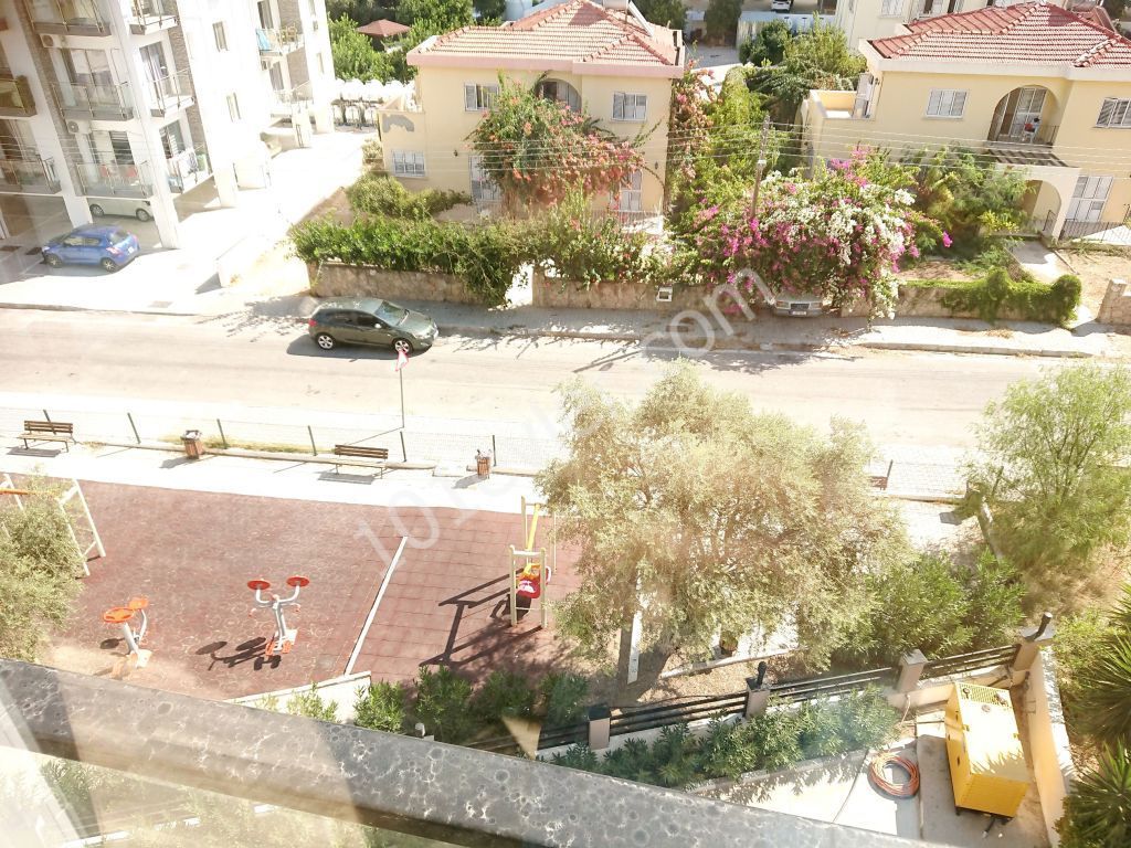 Flat To Rent in Türk Mahallesi, Kyrenia