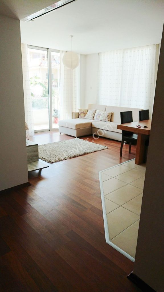 Flat To Rent in Girne Merkez, Kyrenia