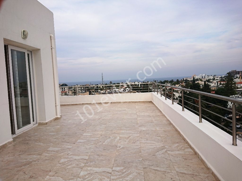 A FULL Penthouse with a Full Floor with a Giant Terrace with a 360-degree View in the Center of Kyrenia! ** 