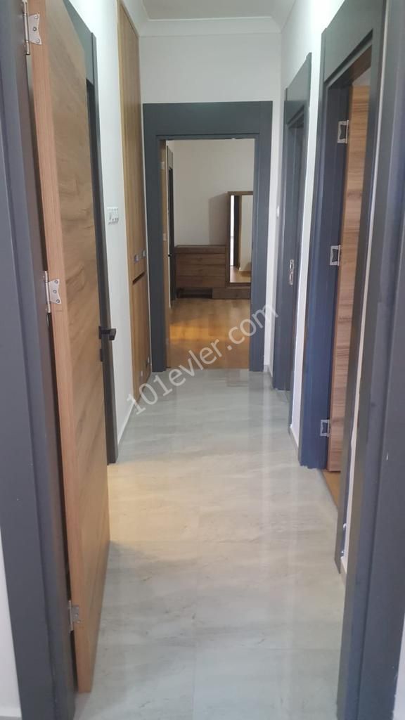 Ortak Havuzlu Lüks Site Diamond Park'ta 3+1 Full Eşyalı Daire