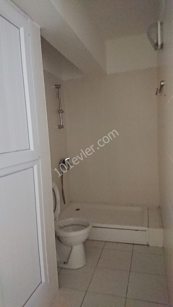 Flat To Rent in Girne Merkez, Kyrenia