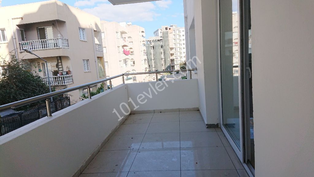 Flat To Rent in Girne Merkez, Kyrenia