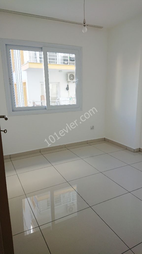 Flat To Rent in Girne Merkez, Kyrenia