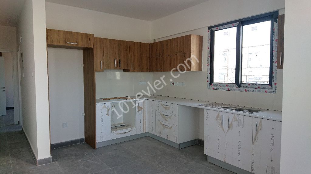 Flat For Sale in Küçük Kaymaklı, Nicosia