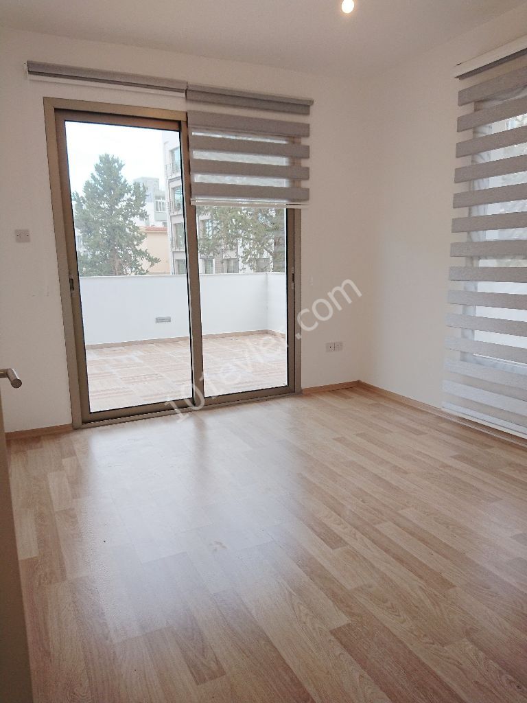 Flat To Rent in Girne Merkez, Kyrenia