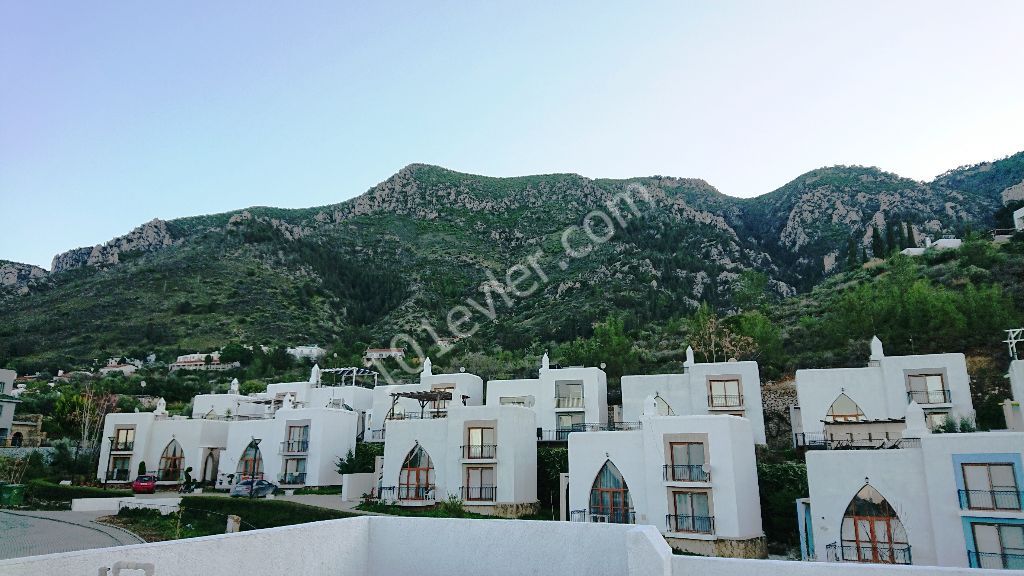 3+1 Duplex Apartment for Rent with a Terrace with Jacuzzi, On a Site with a Sports Area with an Authentic Architectural Communal Pool at the Foot of the Karmi Mountain! ** 