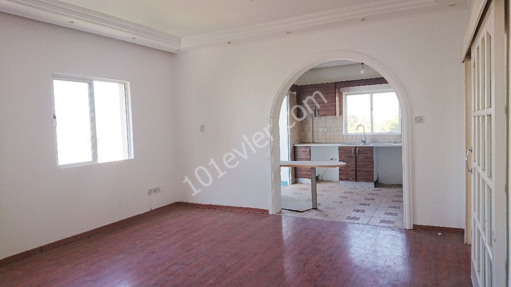 Flat For Sale in Girne Merkez, Kyrenia