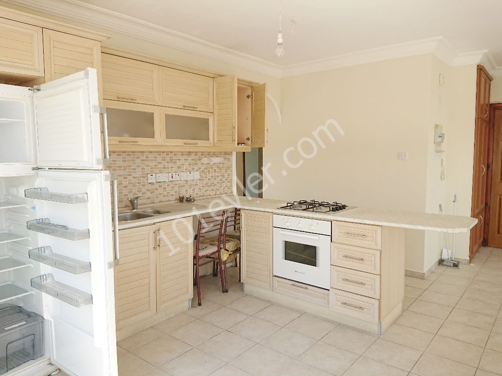 DISCOUNT! 60,000Stg! A Spacious Spacious 2 + 1 Investment 2-Bathroom APARTMENT FOR SALE in the Center of Kyrenia! ** 