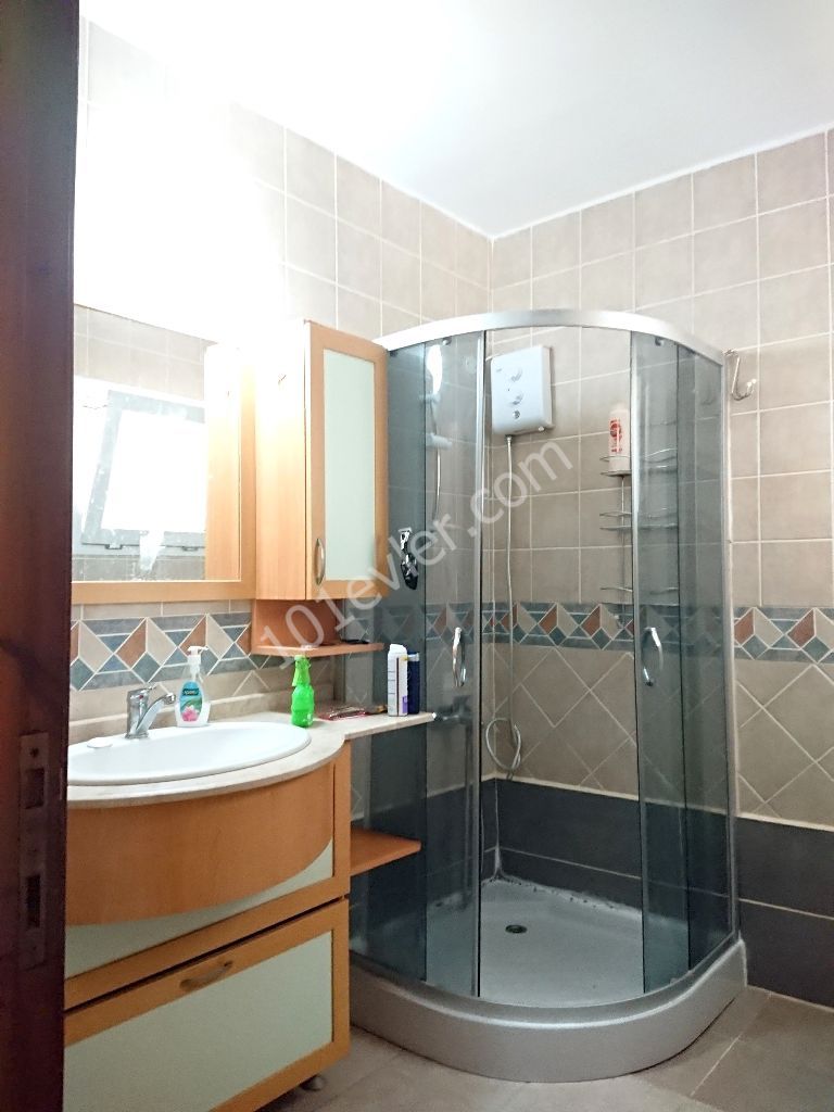 Flat To Rent in Girne Merkez, Kyrenia