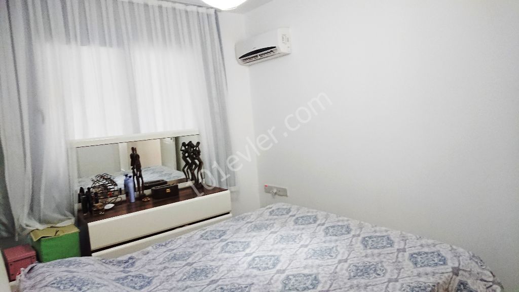 Immaculate 3+1 Apartment FOR SALE with or WITHOUT Turkish Title Deed, within Walking Distance of Durak -Market-Cafe Bazaar in Kyrenia Central! ** 