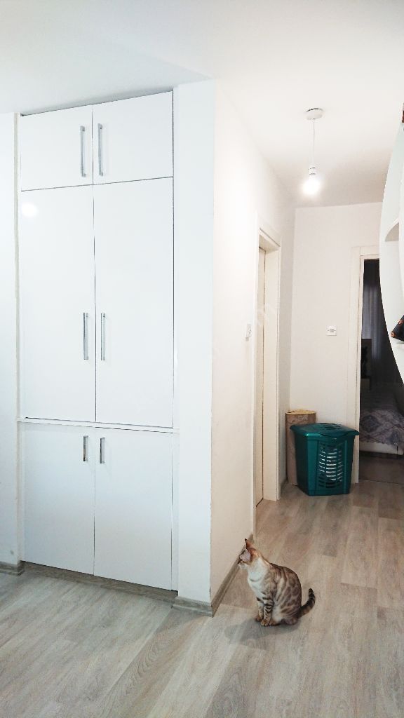 Immaculate 3+1 Apartment FOR SALE with or WITHOUT Turkish Title Deed, within Walking Distance of Durak -Market-Cafe Bazaar in Kyrenia Central! ** 