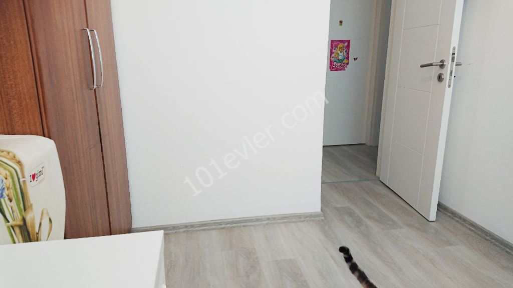 Immaculate 3+1 Apartment FOR SALE with or WITHOUT Turkish Title Deed, within Walking Distance of Durak -Market-Cafe Bazaar in Kyrenia Central! ** 