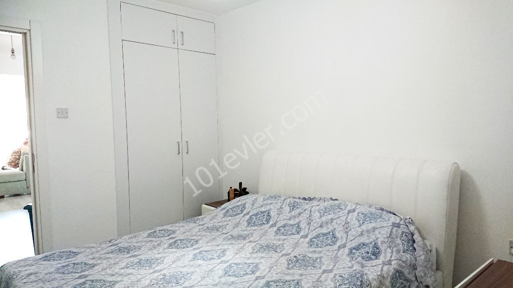 Immaculate 3+1 Apartment FOR SALE with or WITHOUT Turkish Title Deed, within Walking Distance of Durak -Market-Cafe Bazaar in Kyrenia Central! ** 