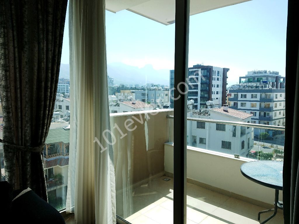 Flat To Rent in Girne Merkez, Kyrenia