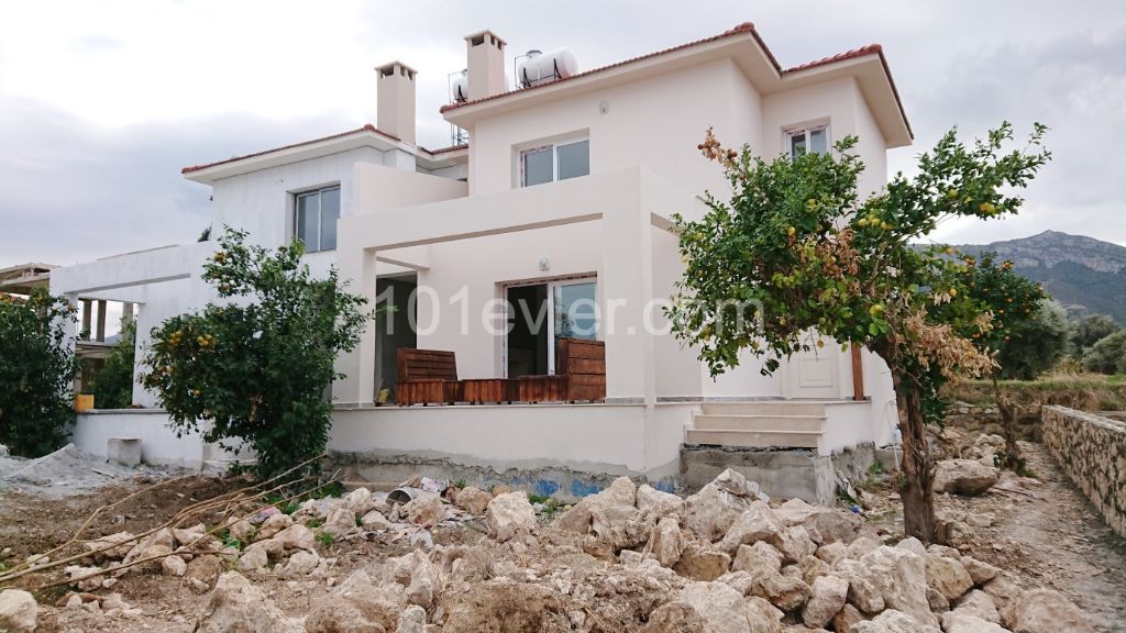 140m2 - 3+1 Twin Villa mit Meerblick in chatalköy - Mieter Einkommen-mit Pool-nur 150, 00stg.! ** 