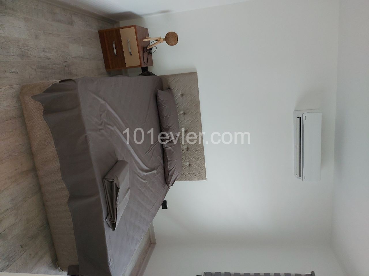 Girne Merkezde asansörlü binada 2+1 kiralık daire