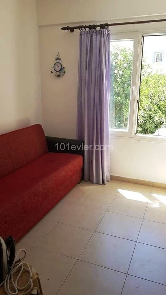 Well-Maintained Ground Floor 3+1 Flat With Sea View In Lapta For Sale ** 