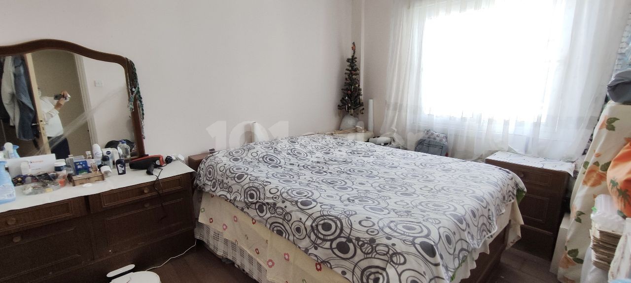 Jul 3+1 Clean Apartment for Sale in Kyrenia City Center within Walking Distance of Everything ** 