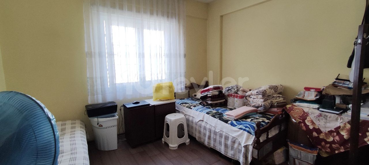 Jul 3+1 Clean Apartment for Sale in Kyrenia City Center within Walking Distance of Everything ** 