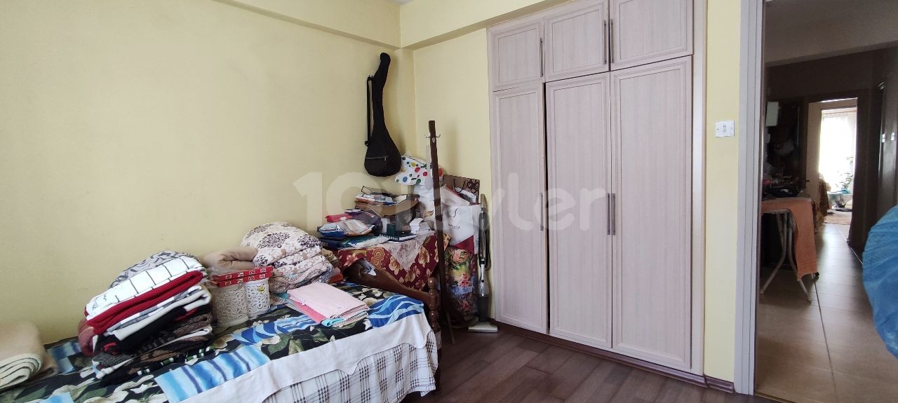 Jul 3+1 Clean Apartment for Sale in Kyrenia City Center within Walking Distance of Everything ** 