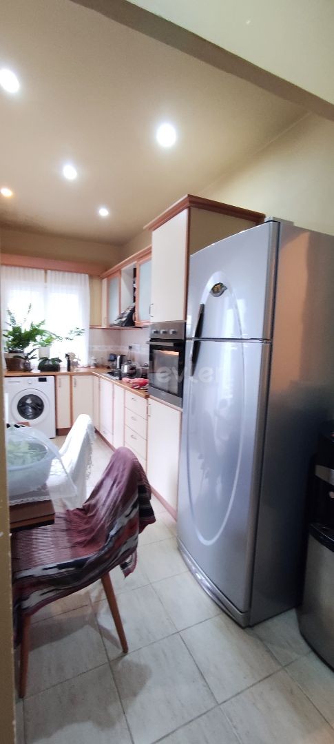 Detached House For Sale in Küçük Kaymaklı, Nicosia