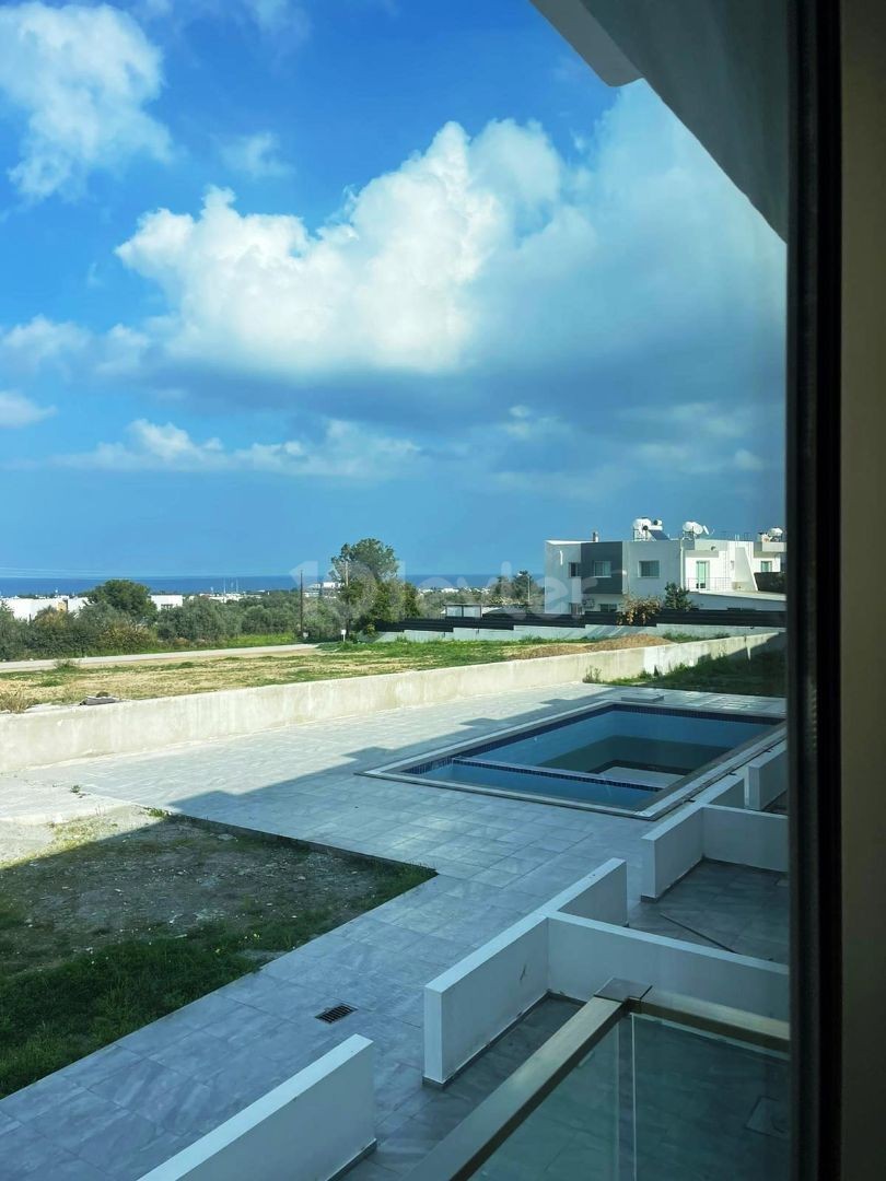 3+1 Villa with Mountain &Sea view in Zeytinlikte at a great opportunity price!