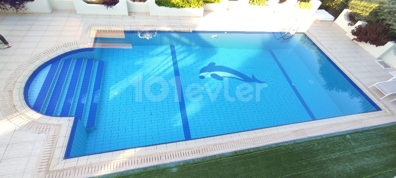 Villa with Private Pool for Rent in Edremit, 1 minute from the Ring Road