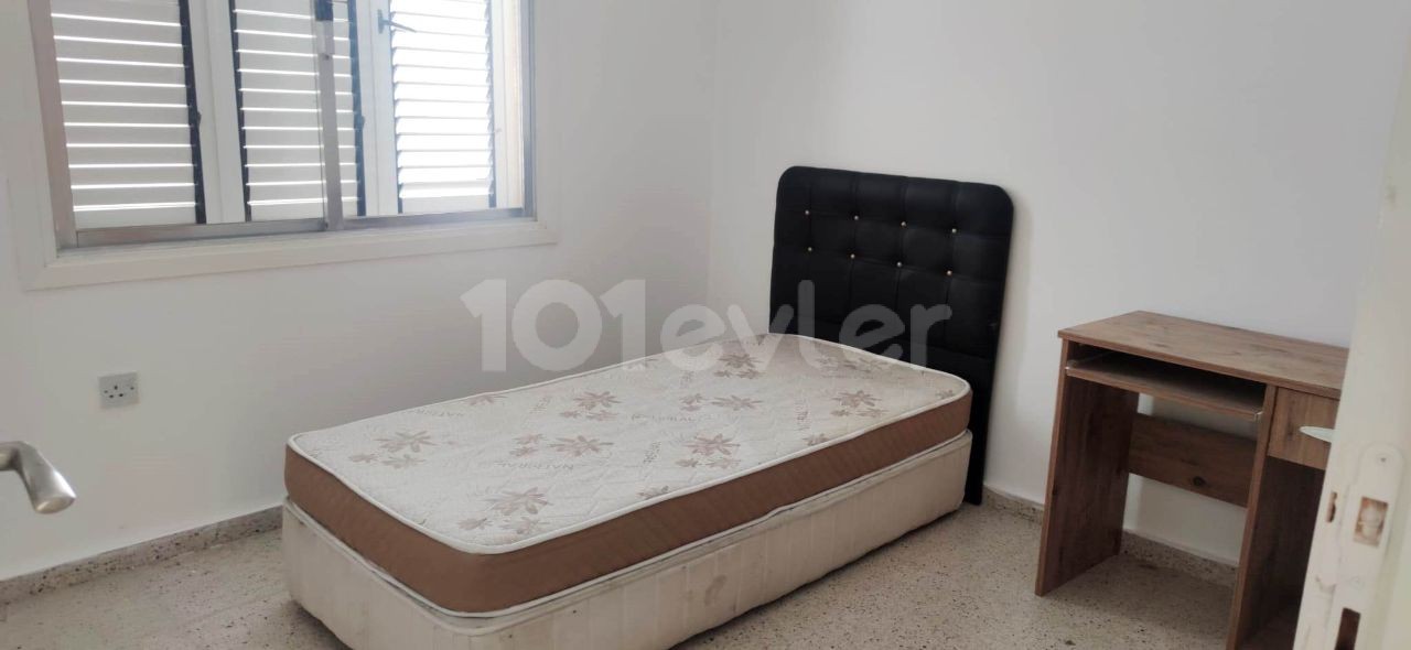 3+1 Apartment for Rent in Kyrenia Center within walking distance to stops and all needs ** 