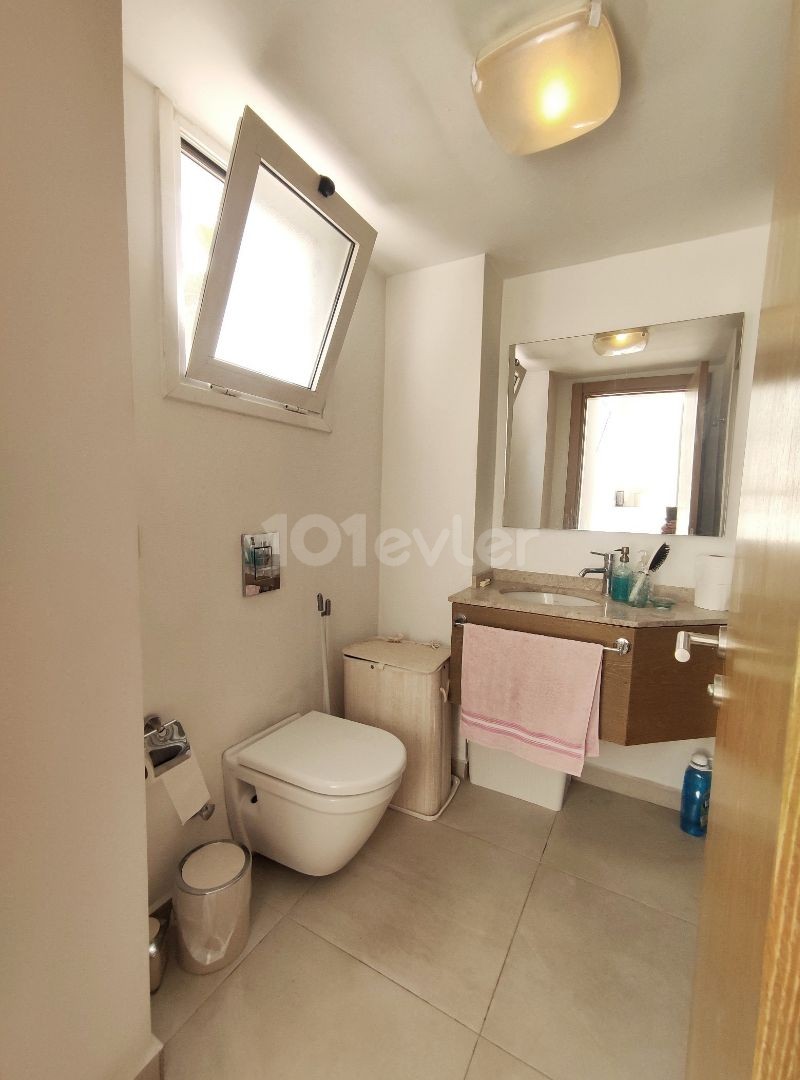 Duplex LOFT zu verkaufen 1+1 in Alsancak Landing Beach Area 