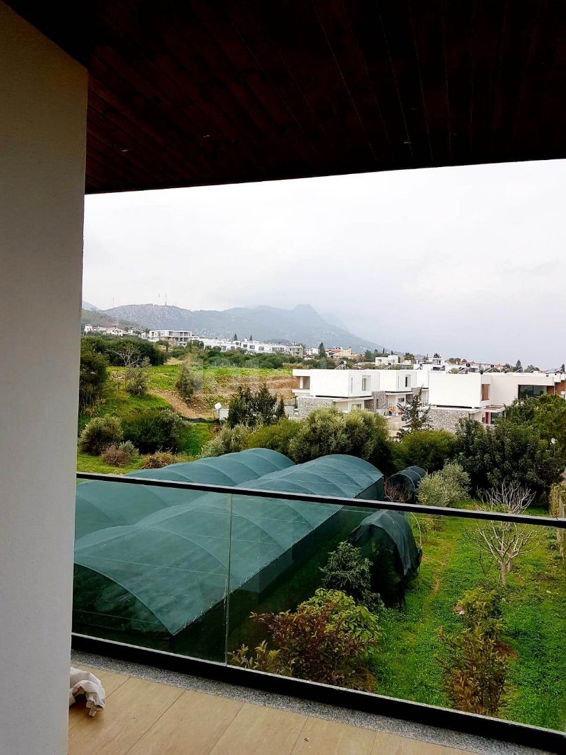 Spacious, Spacious and Stylish 2+1 Flat for Rent with Terrace in Bellapais
