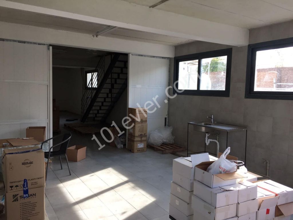 Ozanköy - Çatalköy Anayol Üzeri Bodrum Katta RAMPALI Pencereli Bakımlı 100m2 depo Kiralıktır