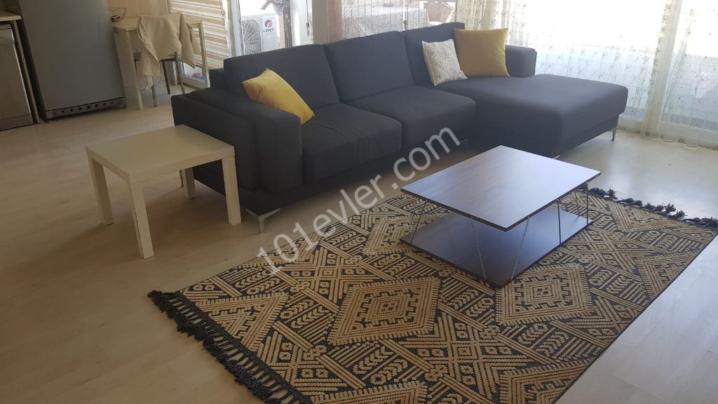 Flat To Rent in Girne Merkez, Kyrenia