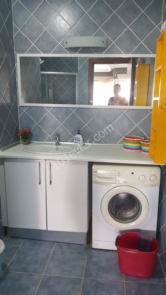 Girne Merkez'de Patalena Sitesinde 1+1 Full Eşyalı Daire - Havuzlu sitedir - Aidat Yok