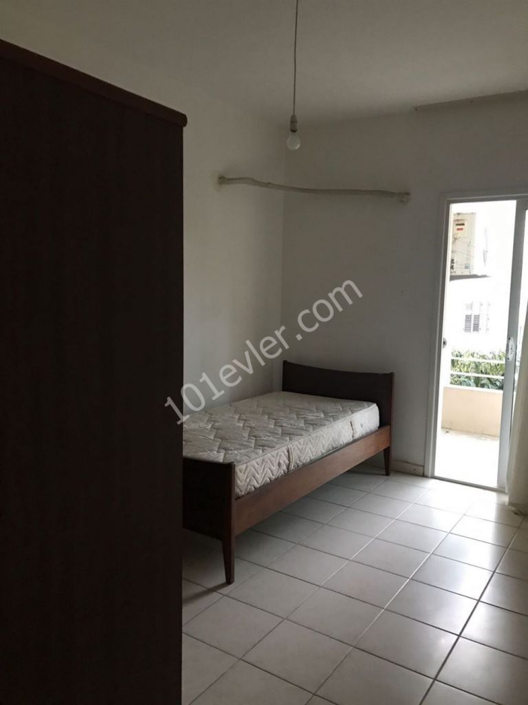 Flat To Rent in Girne Merkez, Kyrenia