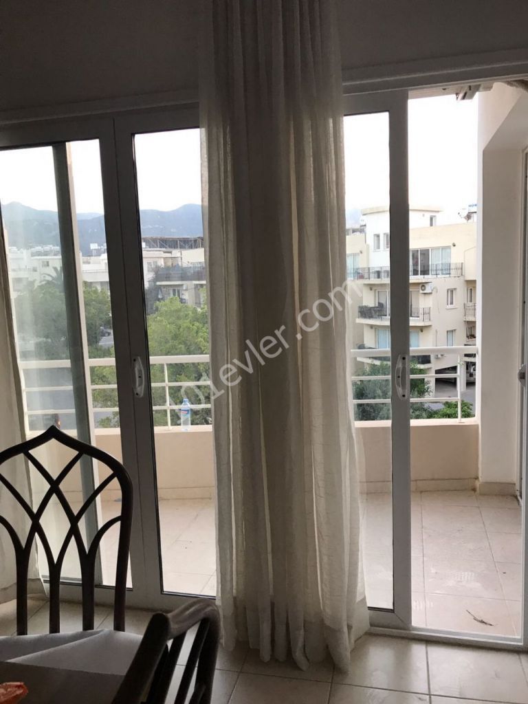 Flat To Rent in Girne Merkez, Kyrenia