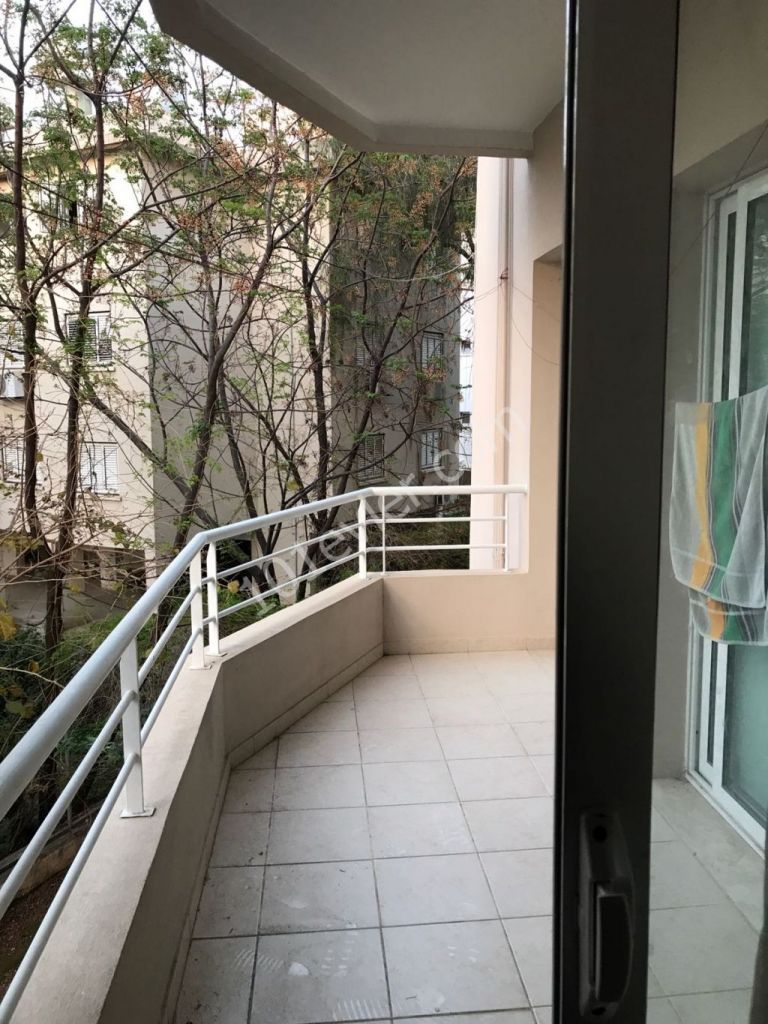 Flat To Rent in Girne Merkez, Kyrenia