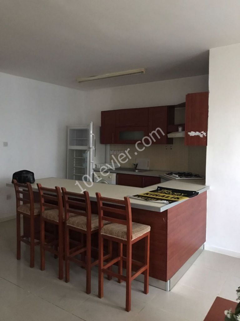 Flat To Rent in Girne Merkez, Kyrenia