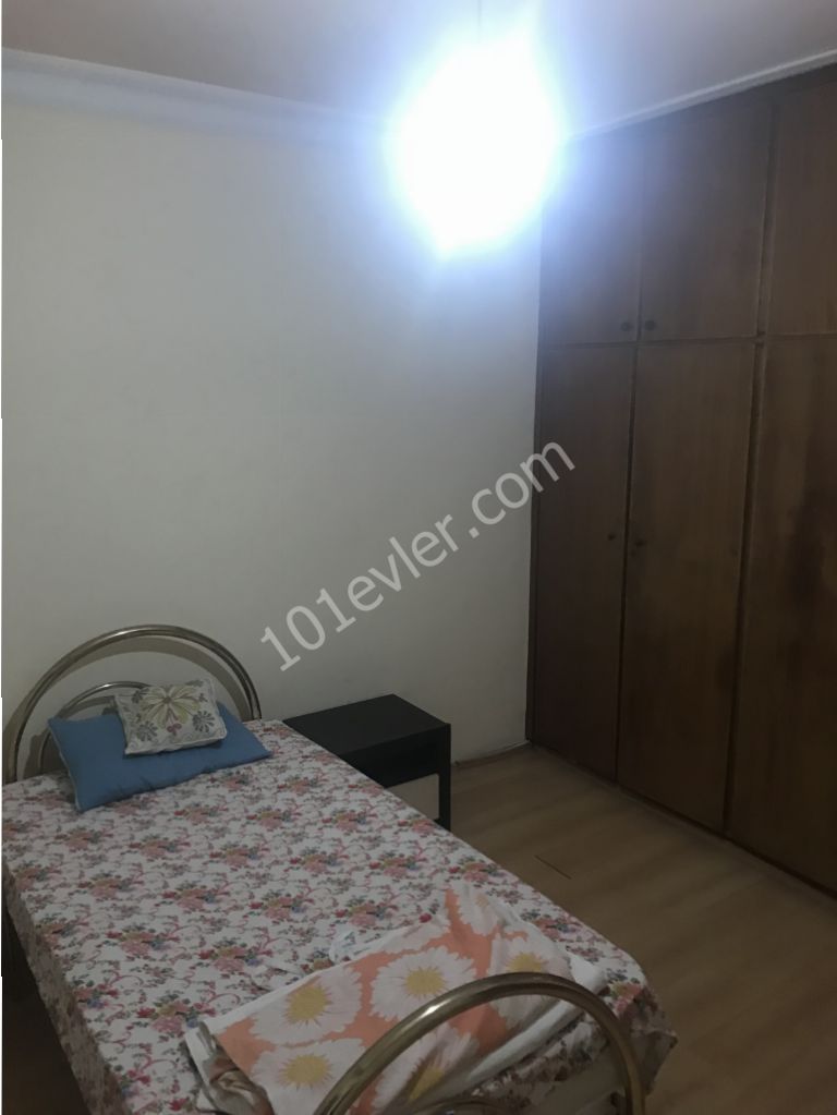 Flat To Rent in Kumsal, Nicosia