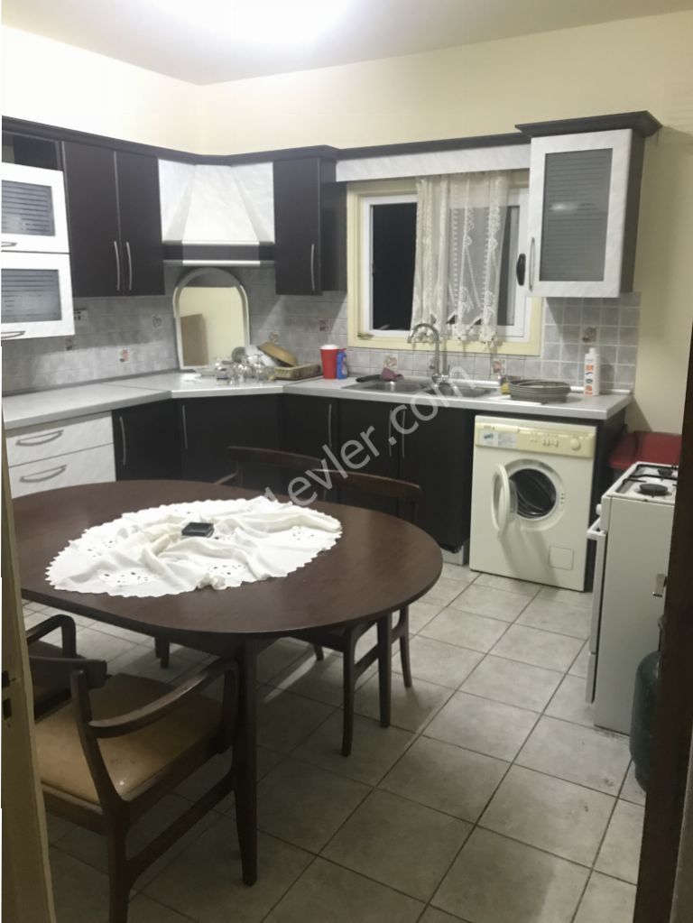 Flat To Rent in Kumsal, Nicosia