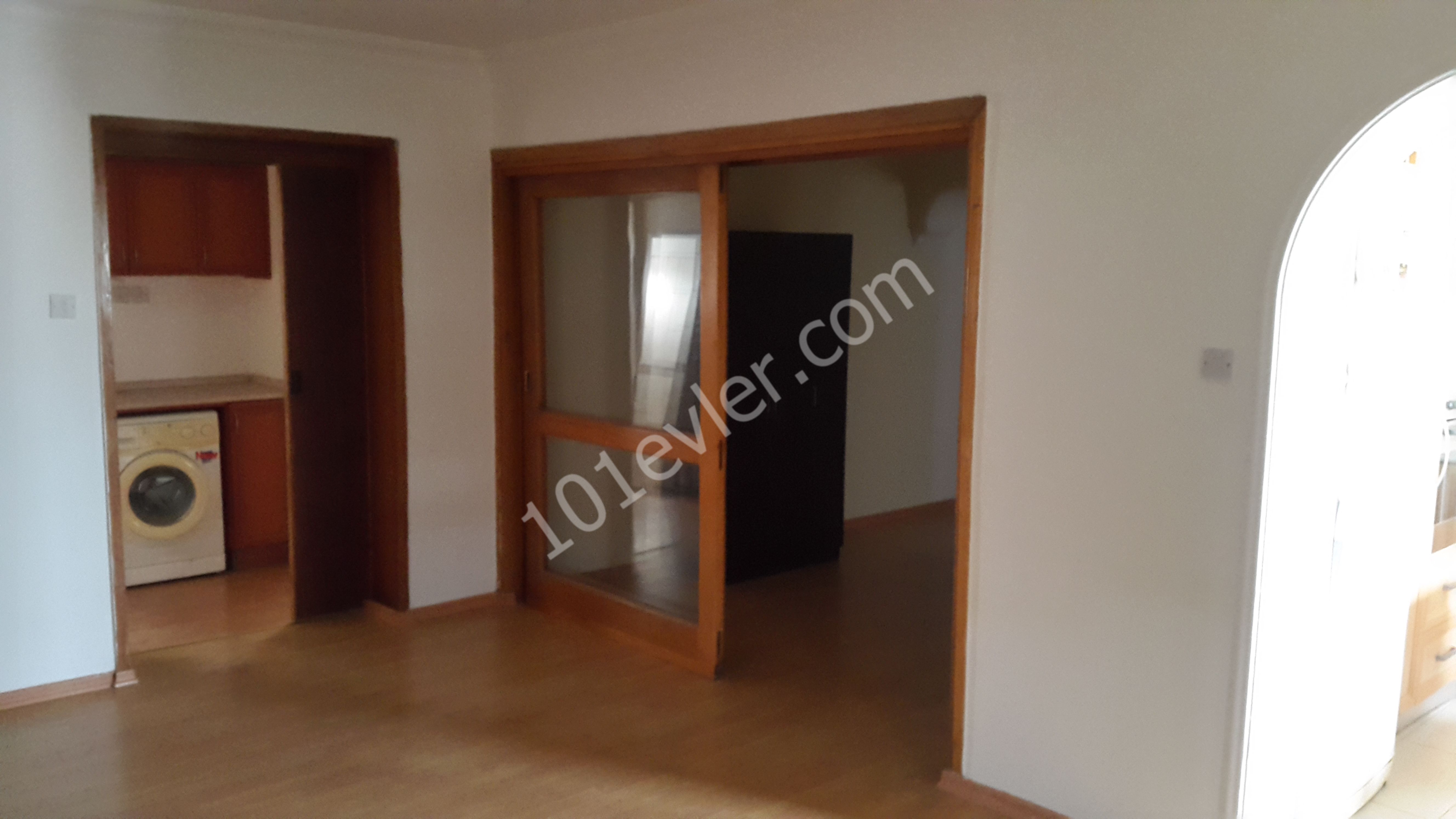 Flat To Rent in Köşklüçiftlik, Nicosia