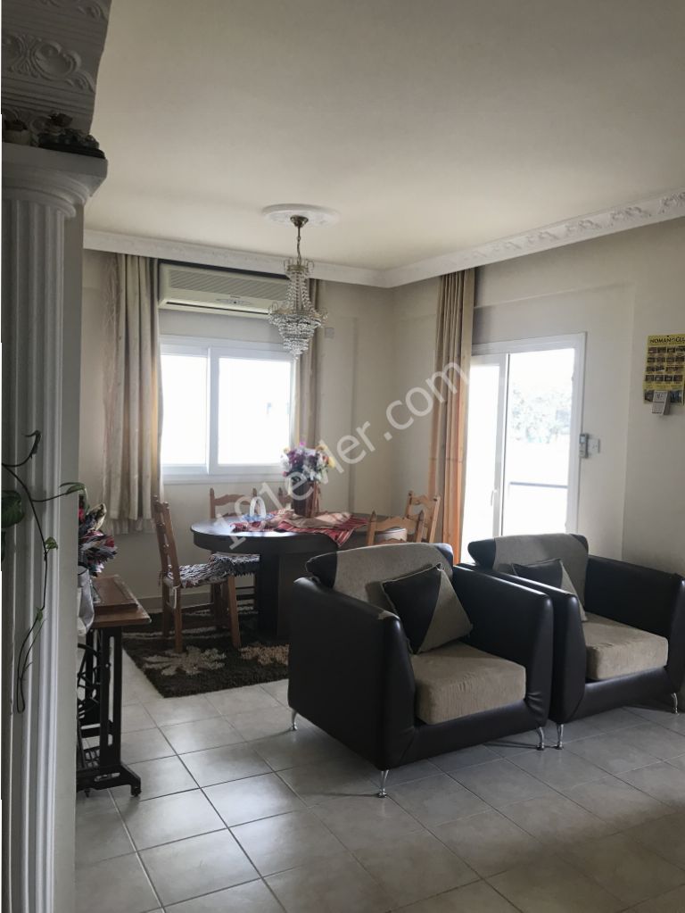 Küçük Kaymaklı  Full Eşyalı 3+1 Daire