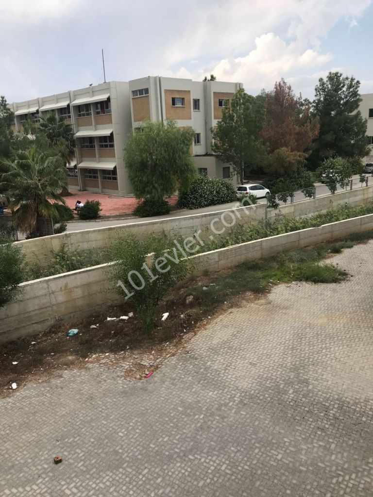 In Ortaköy furnished 2+1 flat