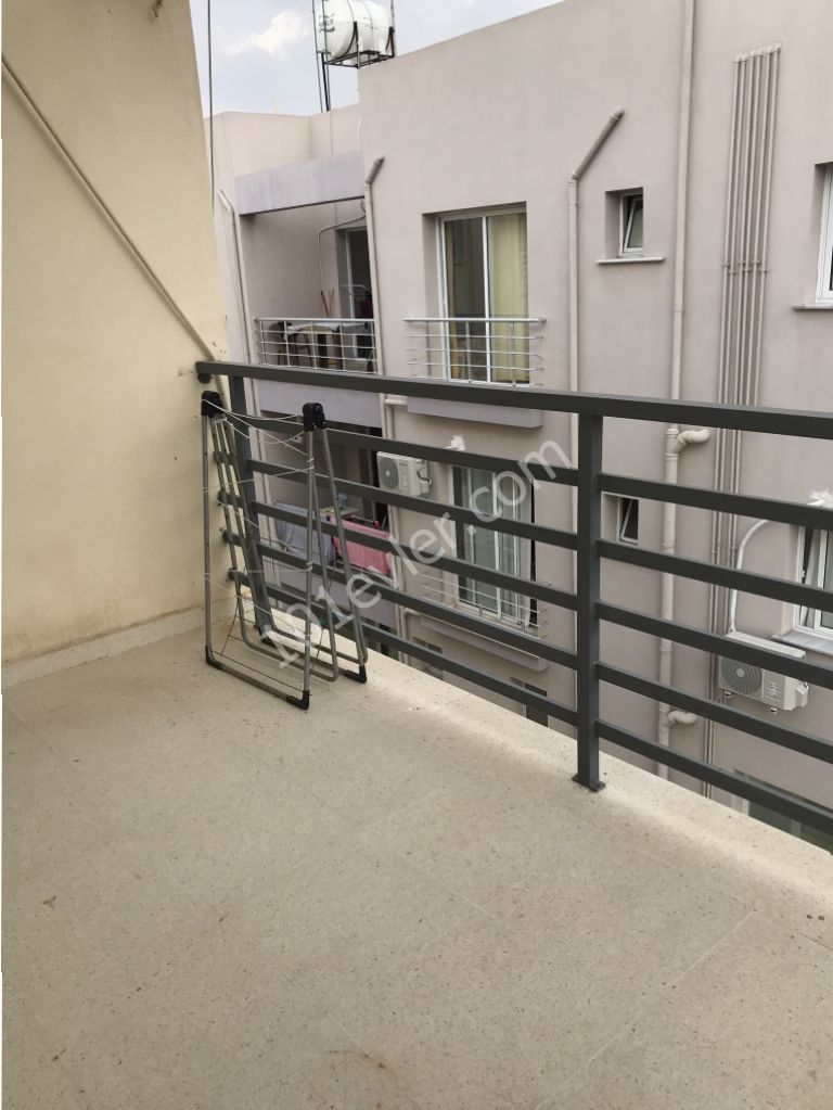 Flat For Sale in Yenişehir, Nicosia