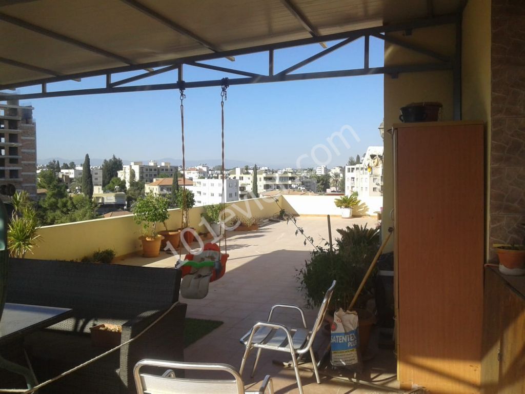 Penthouse For Sale in Yenişehir, Nicosia