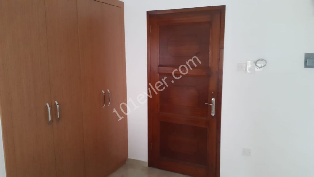 Flat To Rent in Köşklüçiftlik, Nicosia